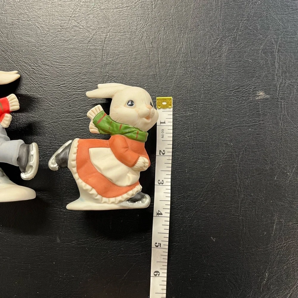 Homco Christmas skating bunnies set of 2 - Picture 9 of 11